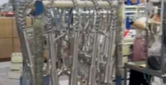 3421543c8c60fe365e4e5e1e09e8581a.mp4